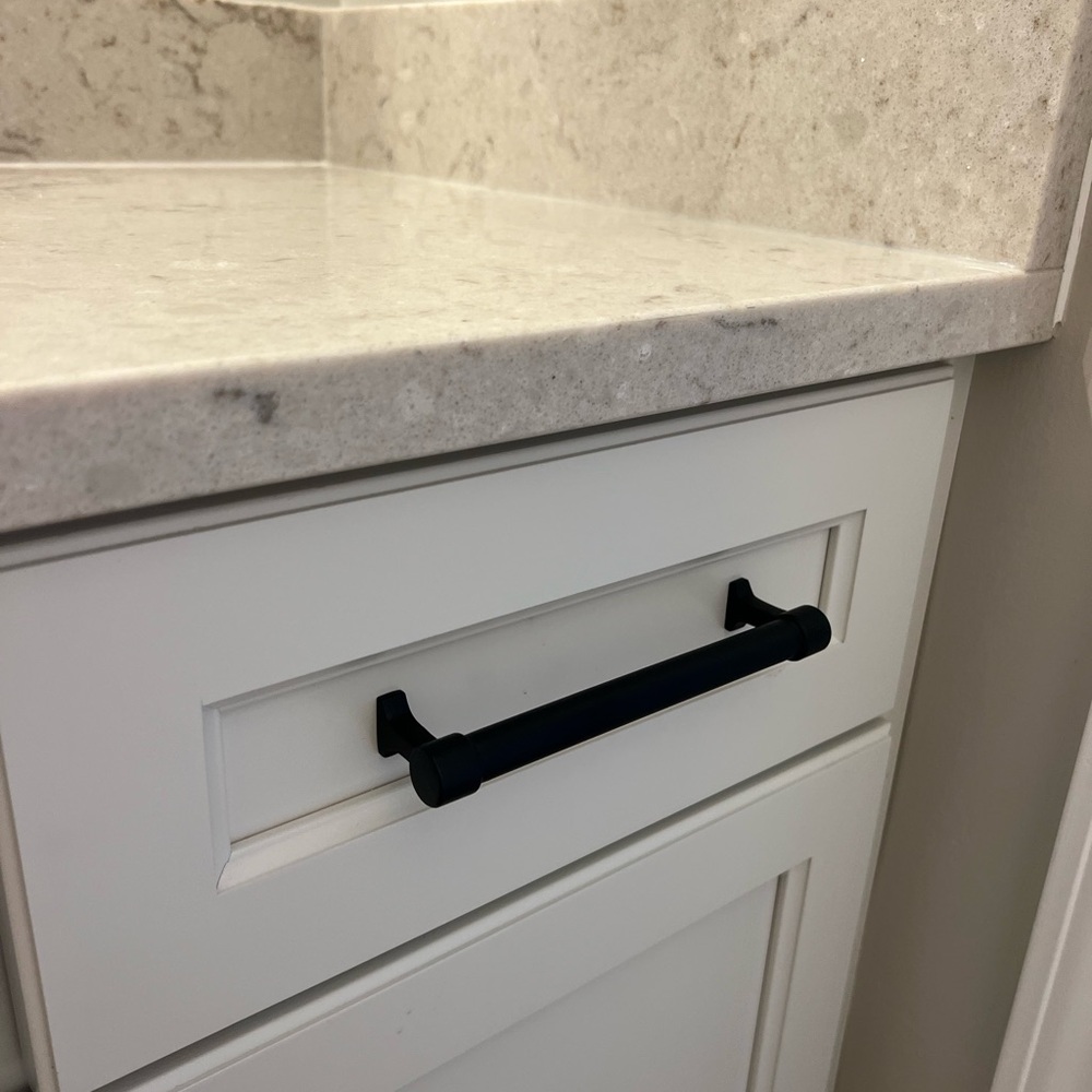 Pottery Barn Blake 6 inch Cabinet Pull (Qty 5) and Blake Knob (Qty 1) - New!